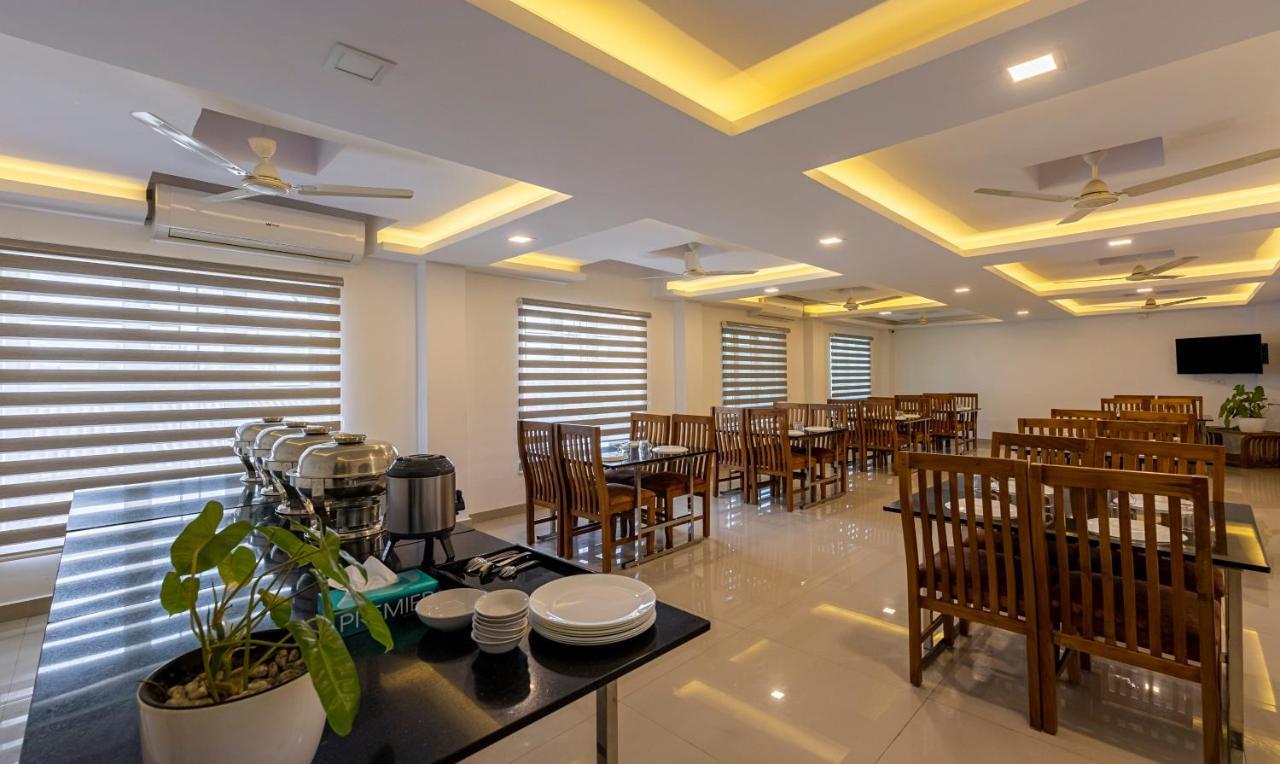 Treebo Trend Airport Avenue Plaza Cochin Airport Hotell Kochi Eksteriør bilde